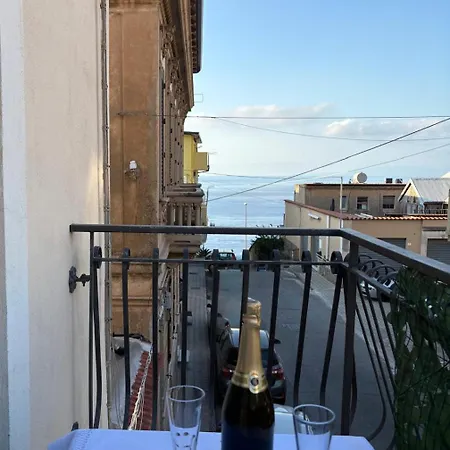 Elegante Stanza Nel Cuore Di 4* Scilla